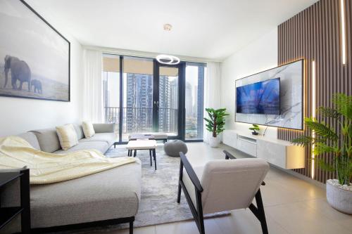 spacious 2bhk boulevard heights