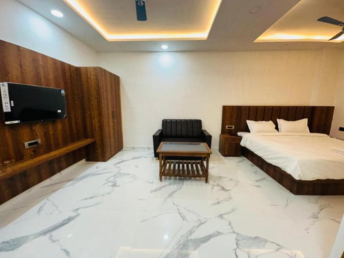 chanakya resort