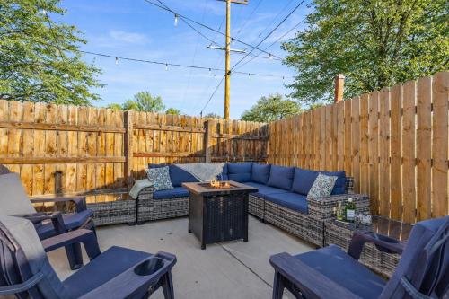 berthoud basecamp private hot tub and backyard oasis