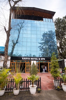 aarya hotel and spa jim corbett