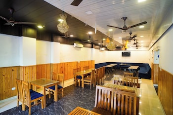 aarya hotel and spa jim corbett