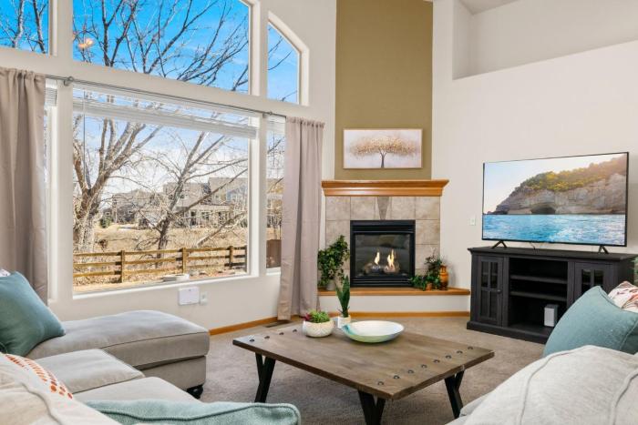 cabin style group retreat near rmnp lakes and golf