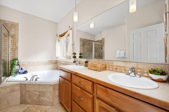cabin style group retreat near rmnp lakes and golf