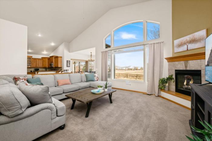 cabin style group retreat near rmnp lakes and golf