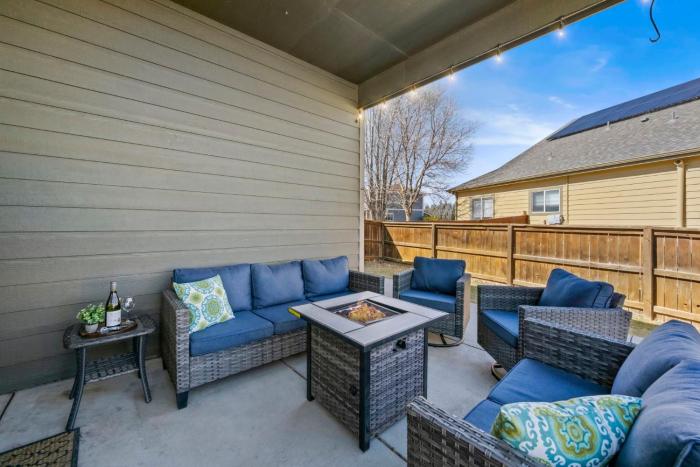 cabin style group retreat near rmnp lakes and golf