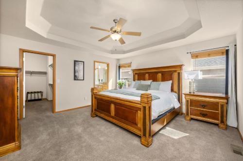 cabin style group retreat near rmnp lakes and golf
