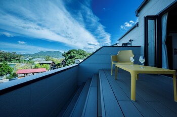 seaside villa n