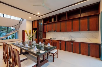 blanc smith private villa