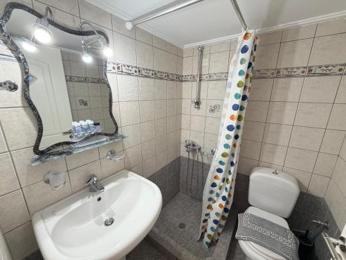 vythos rooms