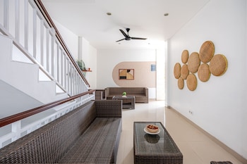 Cove Riendu Guesthouse,,3 star