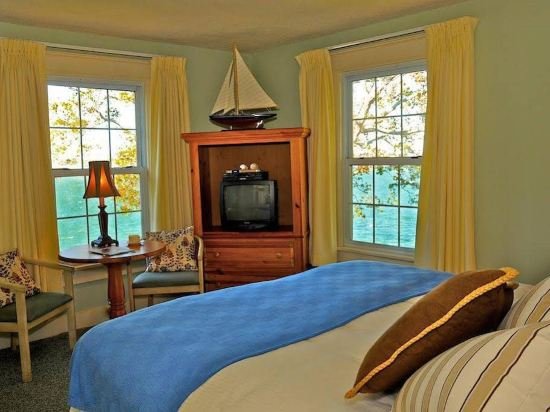 shelter island heights