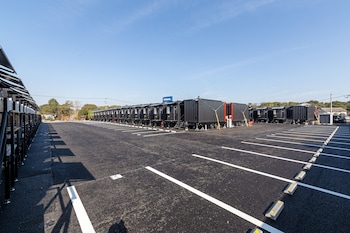 hotel r9 the yard tachiarai