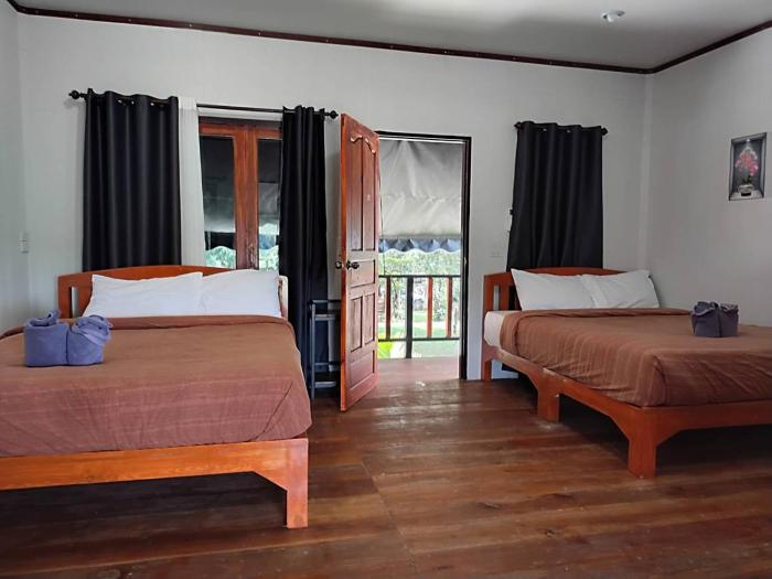 lucky pai resort and hostel