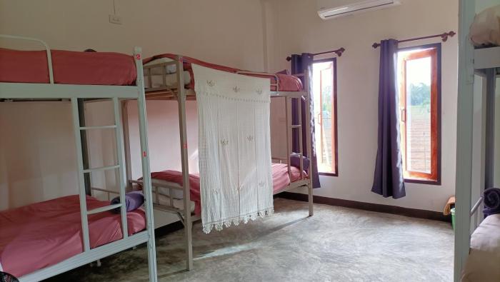 lucky pai resort and hostel