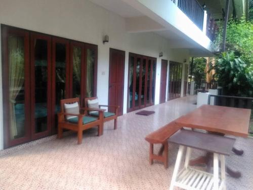 lucky pai resort and hostel