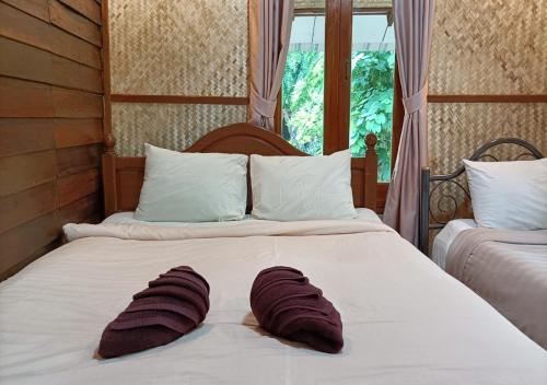 lucky pai resort and hostel