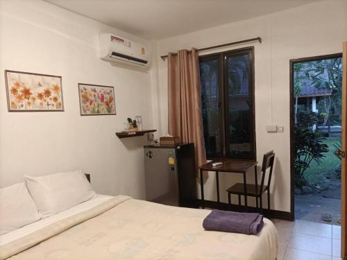 lucky pai resort and hostel