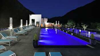 bebridge pool villa resort