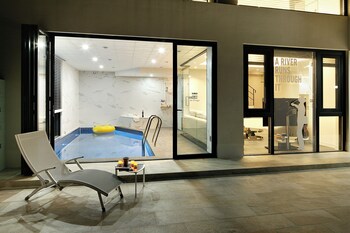 bebridge pool villa resort