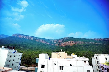 vic homestay by pickurstay hotels