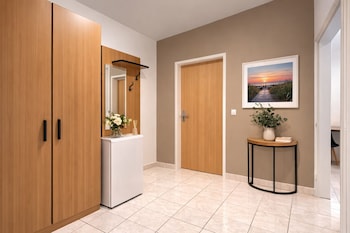Ar Frankfurt Airport Terminal Hotel,,0 star