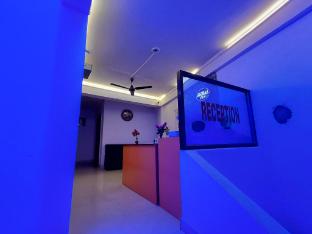 aloraa inn near railway station