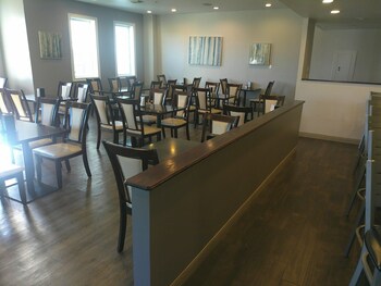 hometowne studios by red roof leesburg