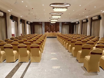 hotel raas vrindavan