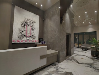 Hotel Raas Vrindavan,,3 star