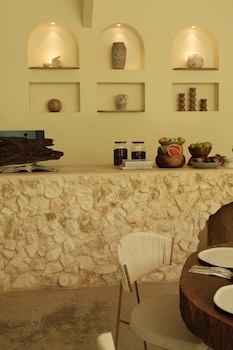 isla clara hotel