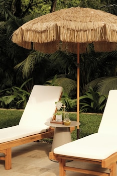 isla clara hotel