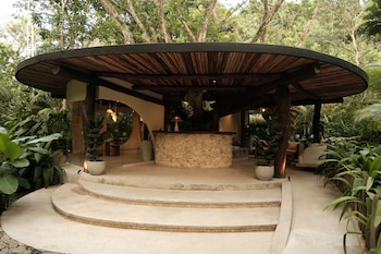 isla clara hotel