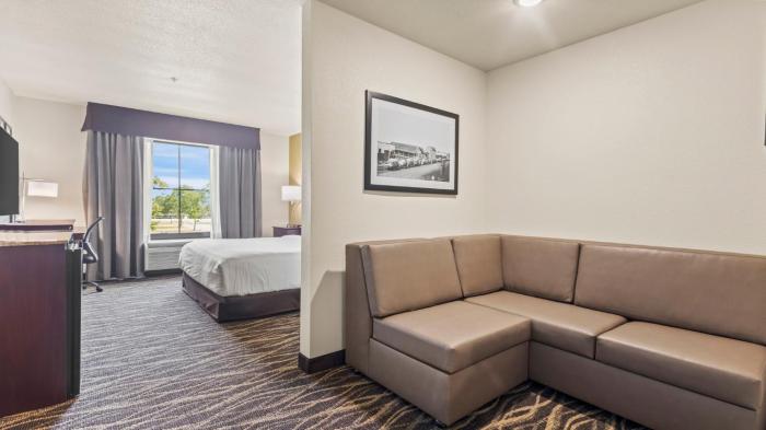 cobblestone hotel and suites bay minette