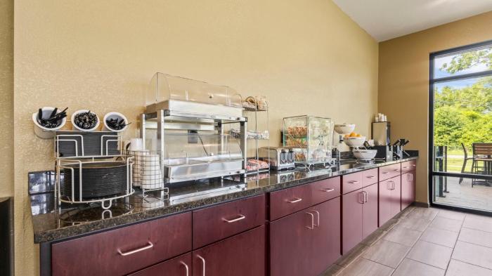 cobblestone hotel and suites bay minette