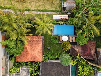 Aris Villa Ubud,,4 star