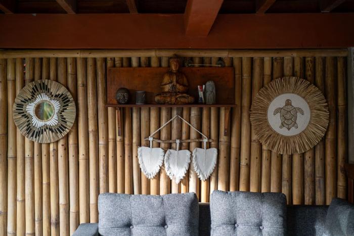 aris villa ubud