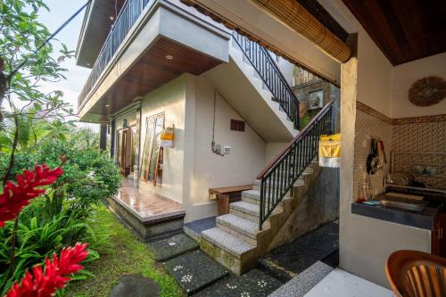 aris villa ubud