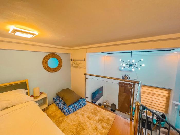 woodlands condotel