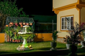 windbreak villa
