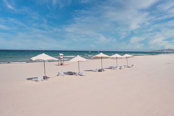 sunrise pool villa cam ranh