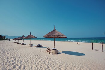 sunrise pool villa cam ranh