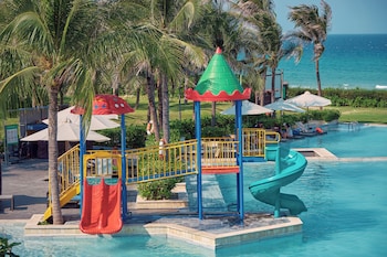 sunrise pool villa cam ranh