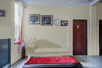 Hotel O Near Monument Historique Berasta,,2 star