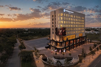 Holiday Inn Express And Suites Monterrey Sendero,,3 star