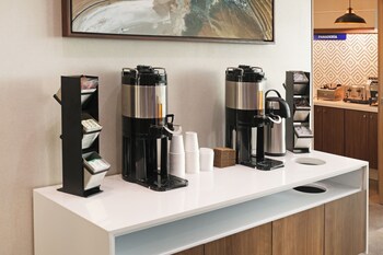holiday inn express and suites monterrey sendero