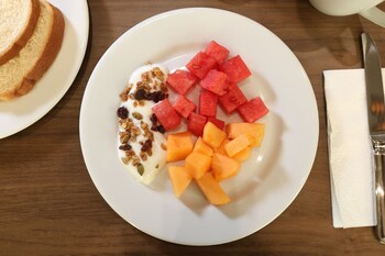 holiday inn express and suites monterrey sendero