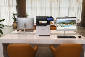 holiday inn express and suites monterrey sendero
