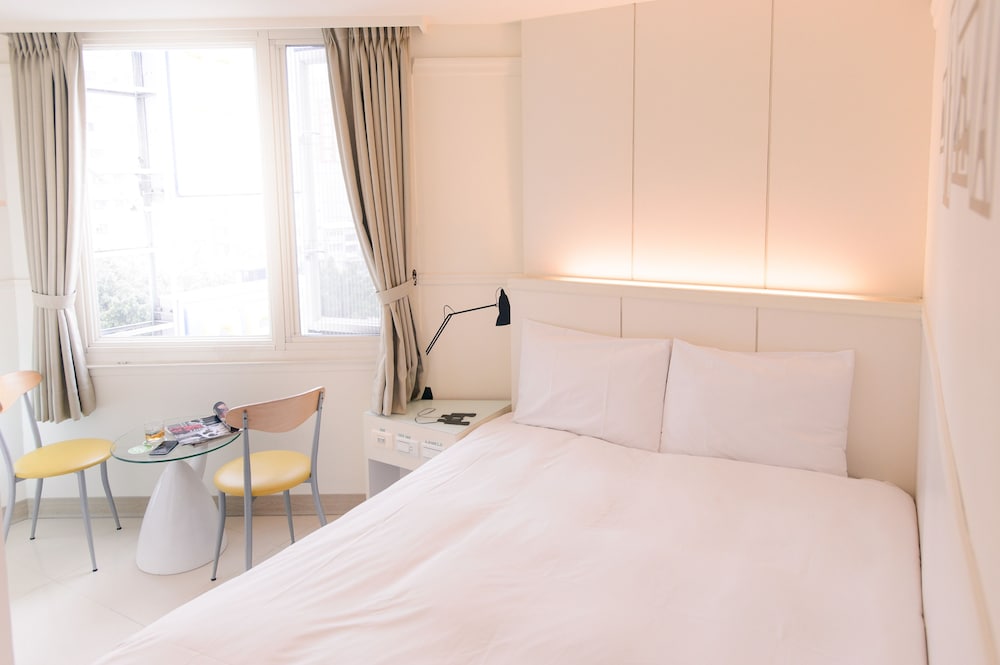 kiwi express hotel zhong zheng branch