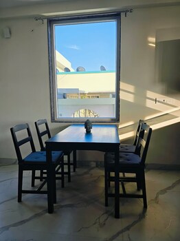 black stone 3 bhk bapu nagar