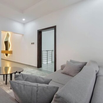 de luciee apartment